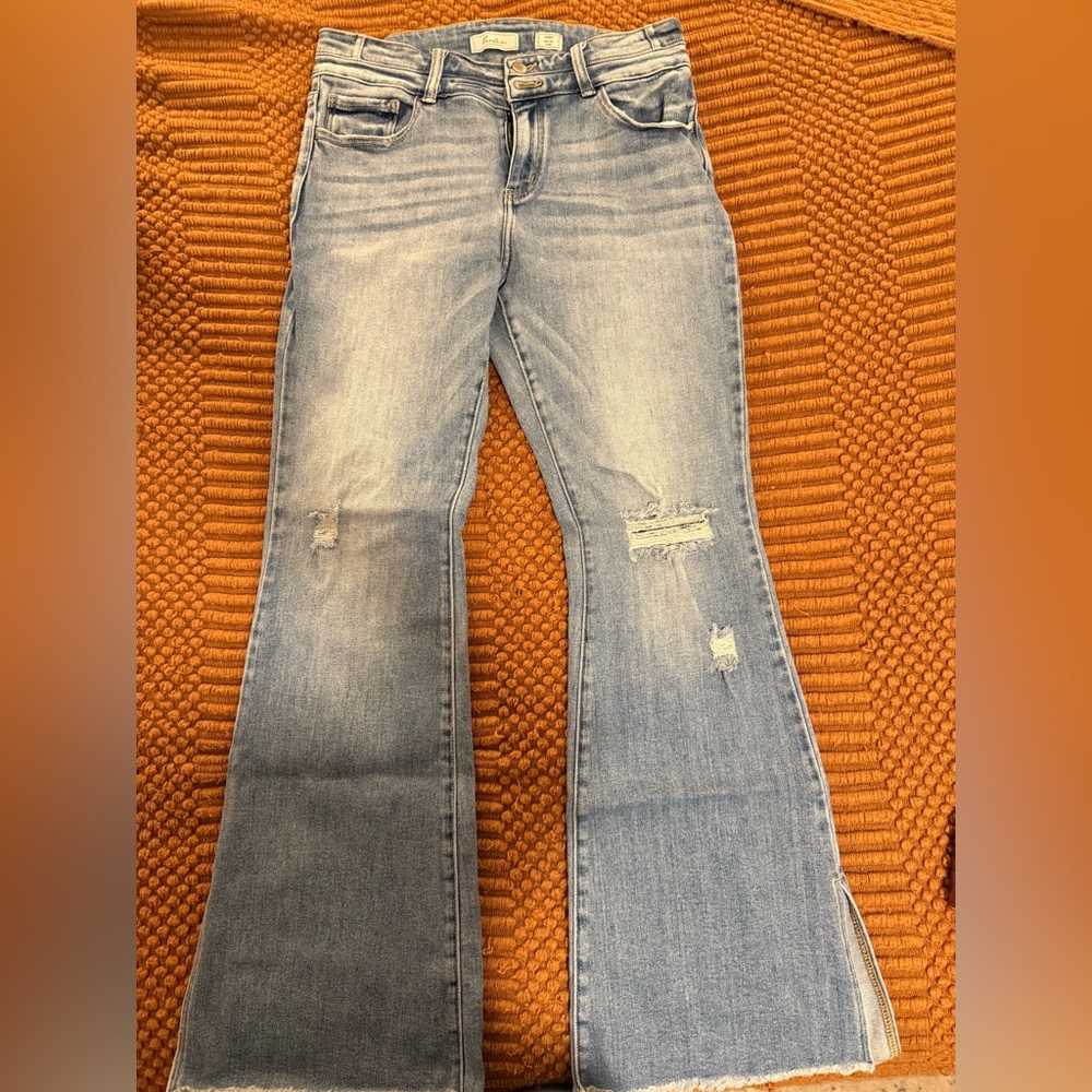 Women’s Kancan Kurvy mid-rise flare jeans size 30